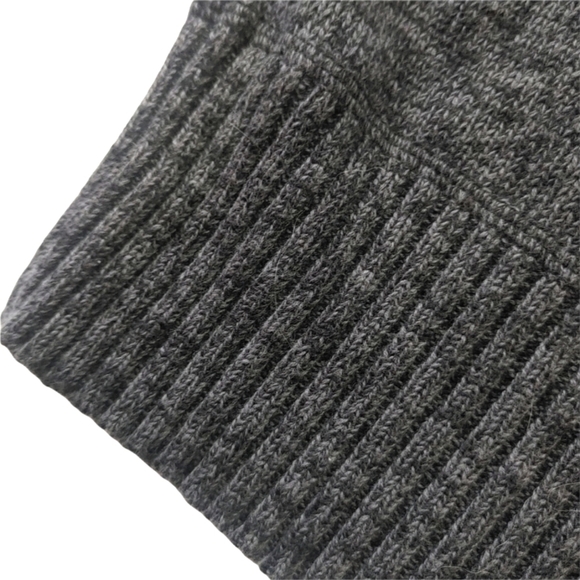 MEN'S Hurley Sweater 🙂Host Pick🥰 - Picture 3 of 5